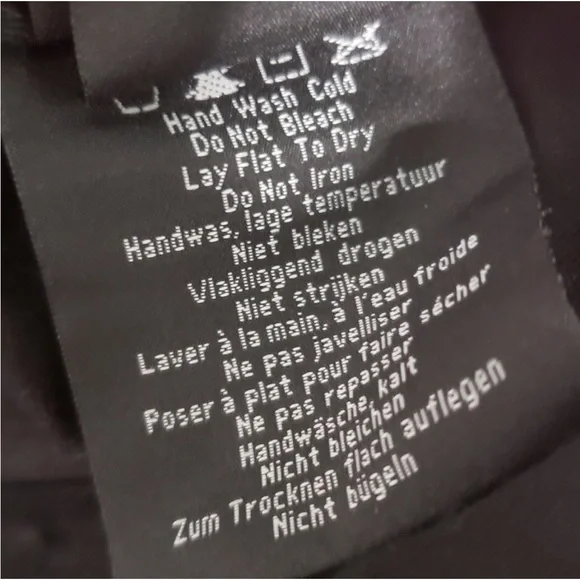 Harley-Davidson Black Cap with Rhinestone Skull Design - Picture 10 of 11